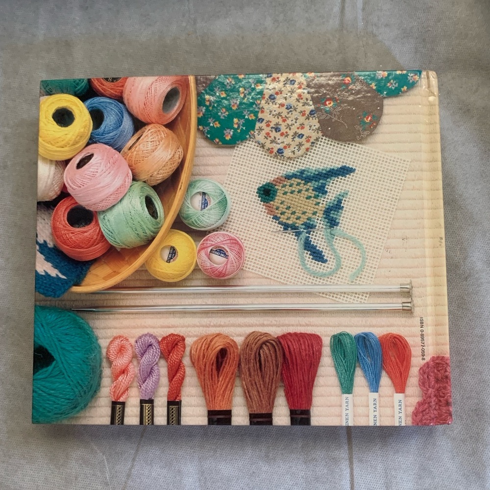 Reader's Digest Complete Guide to Needlework Book - Picture 2 of 13
